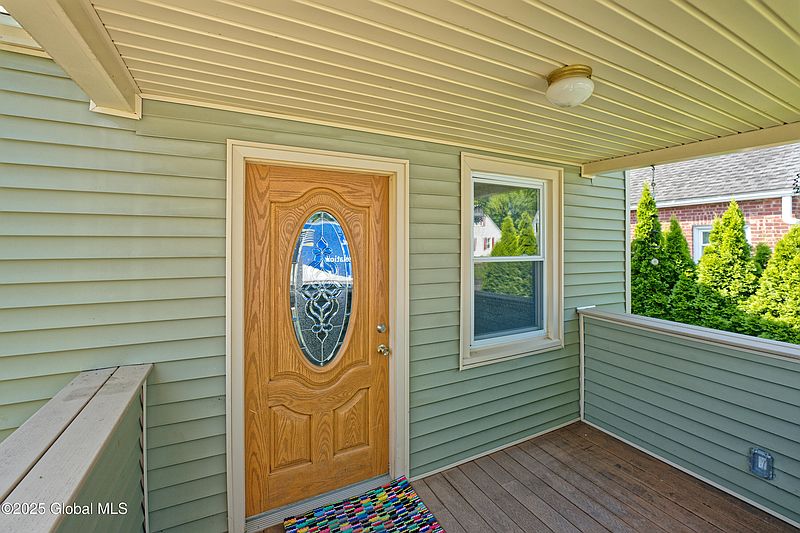 3rd image of 34 Highland Avenue