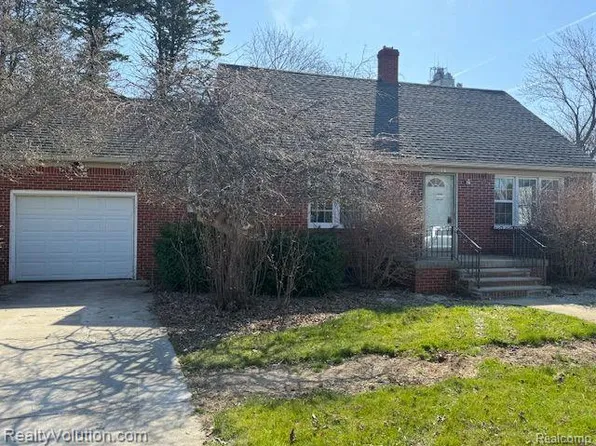 108 James St, Pigeon, MI 48755