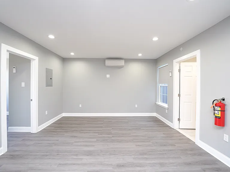 4665 Paul St #1 — Photo 18
