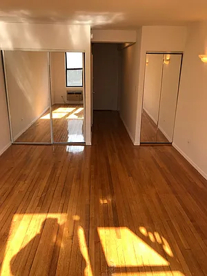 Rented by Kew Forest Realty Inc | media 5