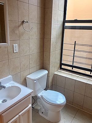 5th image of 111 E 7th St APT 67