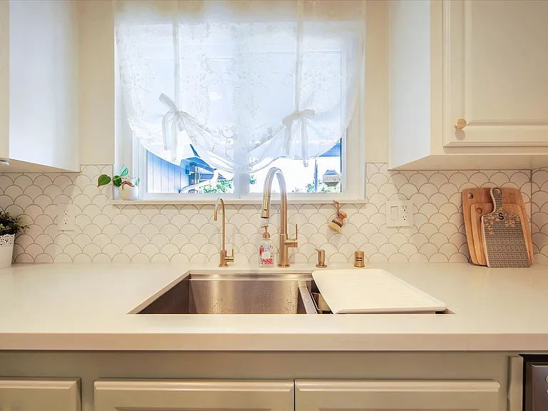 6237 Hancock Ave — Photo 25