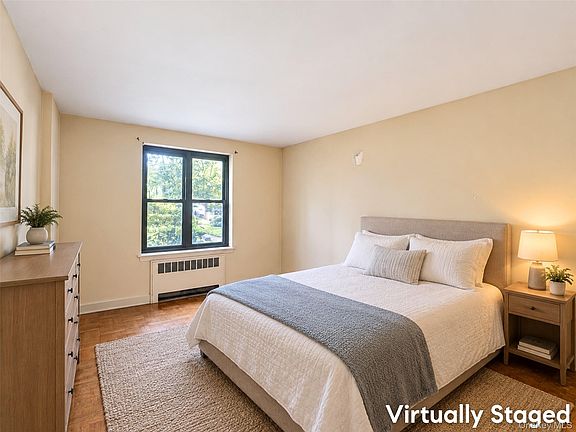 5th image of 71 Grace Avenue #1L