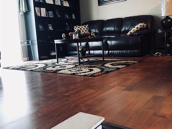4th image of 37363 Charter Oaks Blvd