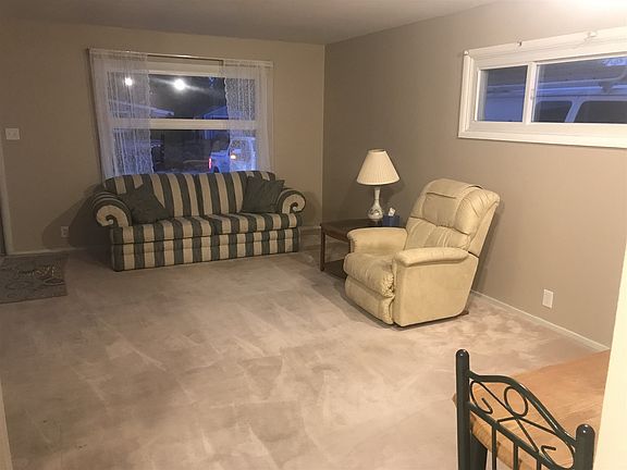 2nd image of 1165 Lakewood Dr