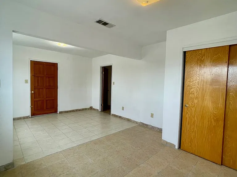 505 East Ave — Photo 10