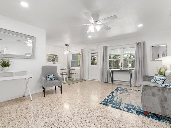 5th image of 1437 Citrus St