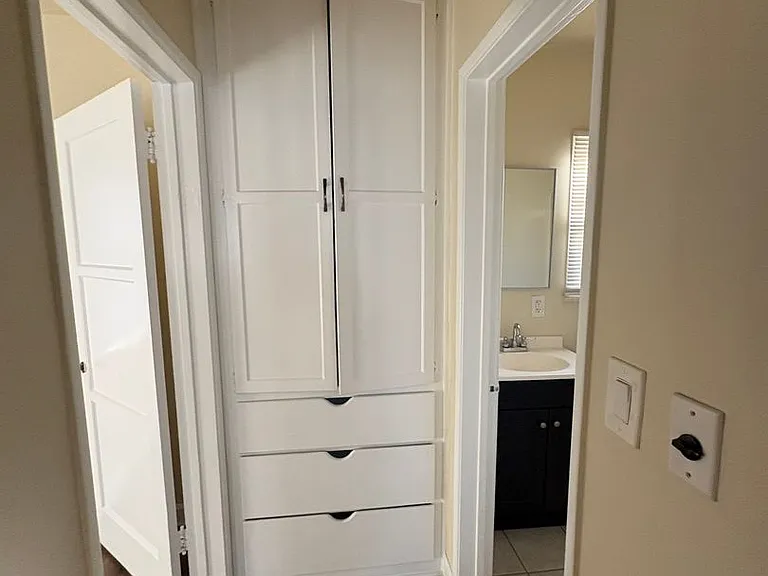 9016 Reading Ave — Photo 8