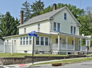 80 Trinity St, Newton, NJ 07860