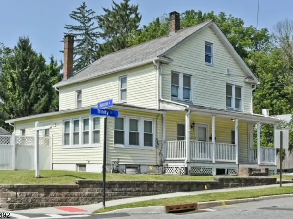 80 Trinity St, Newton Town, NJ 07860