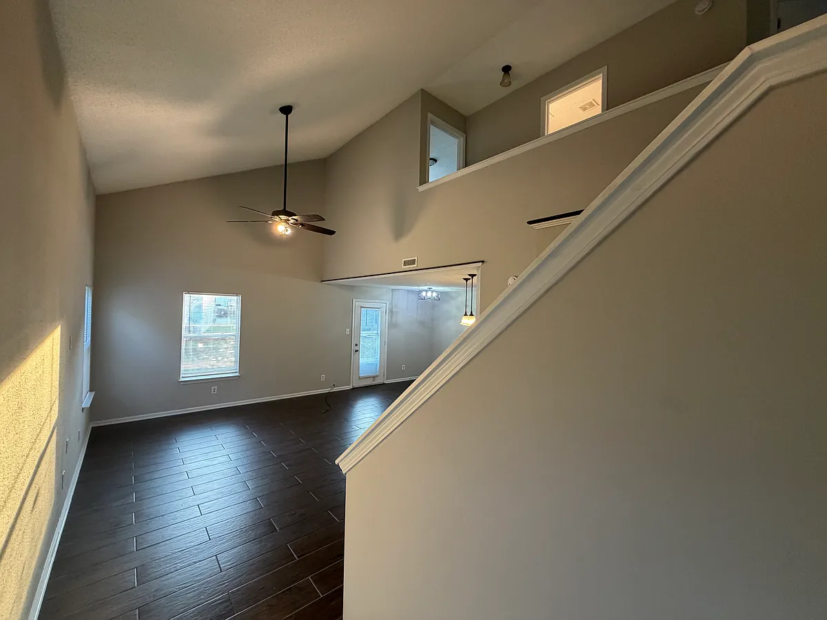 Building Photo - 4538 Redcliff South Ln