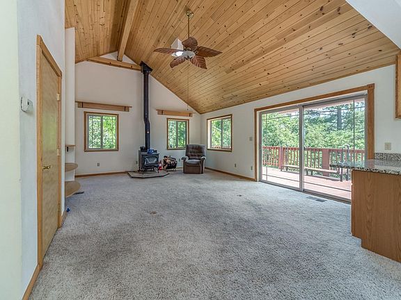 4th image of 24033 South Ct