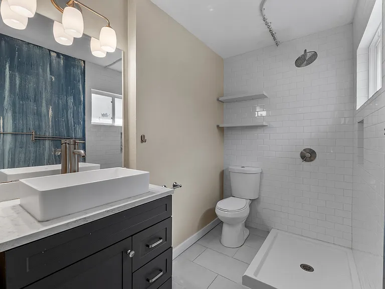 10107 Floyd Dr — Photo 17