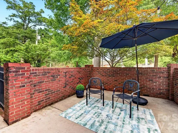 4632 Dabney Vigor Dr, Charlotte, NC 28209