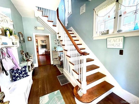 4th image of 16 Wilcox Ave