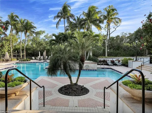 455 Cove Tower DR #303, NAPLES, FL 34110