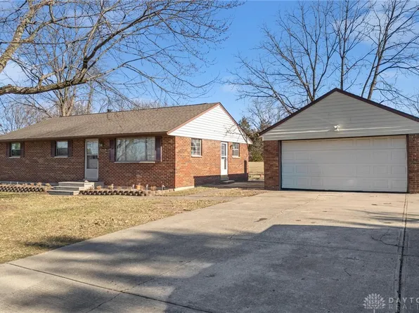 1102 N Heincke Rd, Miamisburg, OH 45342