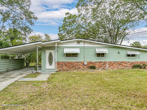 2nd image of 6563 LUCENTE Drive