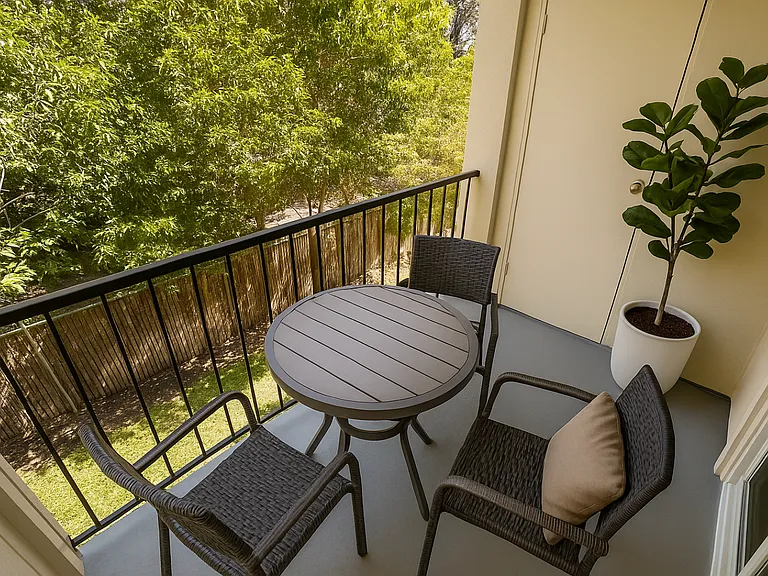 Camino Creek — Photo 18