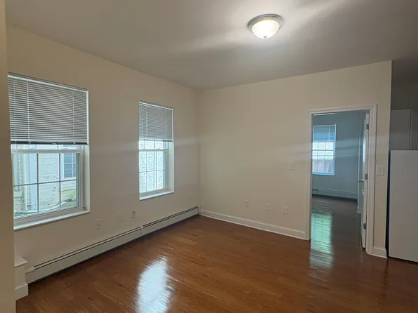 (undisclosed Address), Jamaica Plain, MA 02130