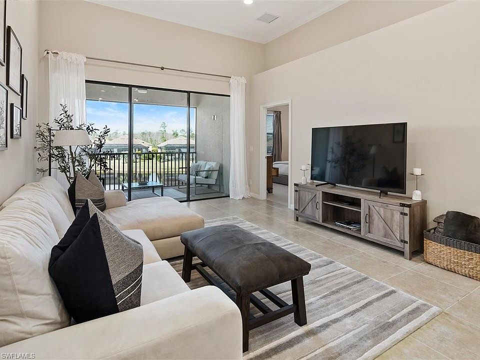 1st image of 9433 Benvenuto Ct #204
