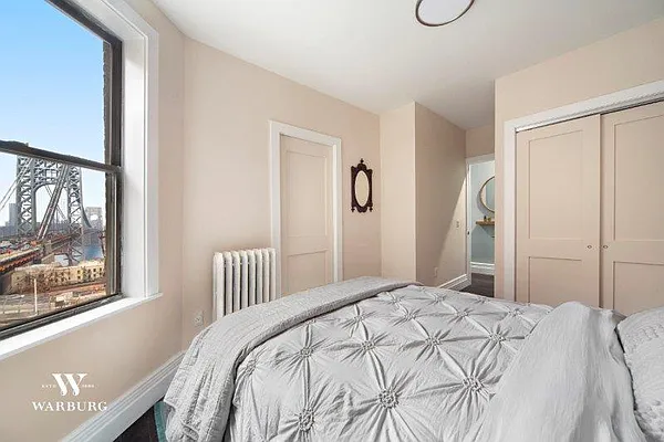 Sold by Warburg | media 8