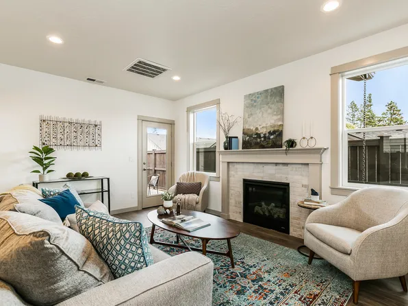 1654 NW Varnish Ave #89, Redmond, OR 97756