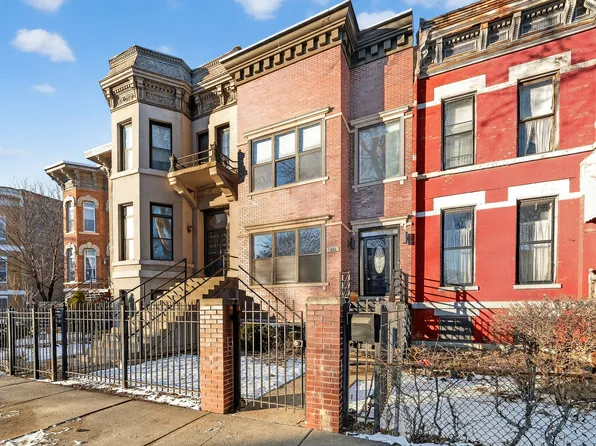 626 E Oakwood Blvd, Chicago, IL 60653