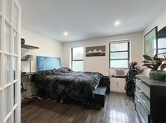 Rented by Kahen Properties | media 11