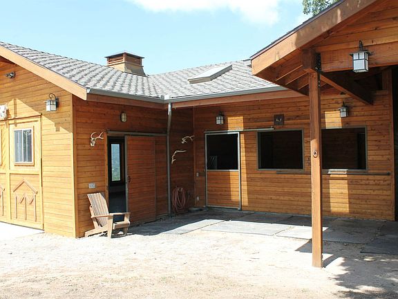Barn_C