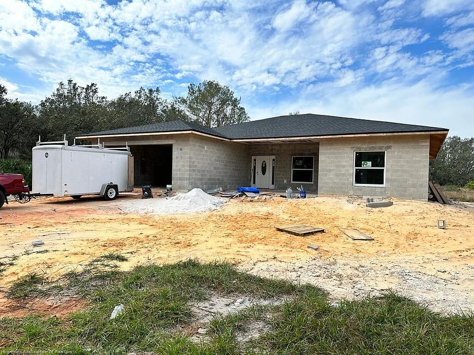 1st image of 2997 N Buckingham Rd
