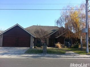 520 N Manley Rd, Ripon, CA 95366