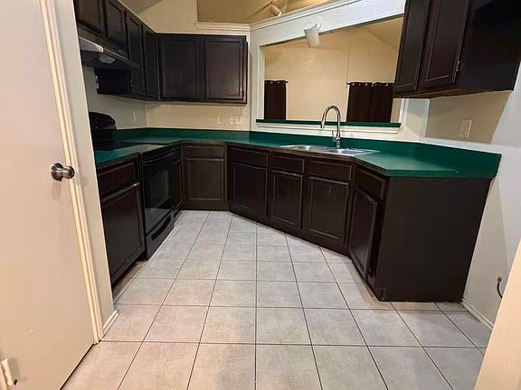 4th image of 1607 Windmill Ln