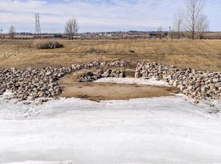 6109 Misty Waters Dr, Bismarck, ND 58503