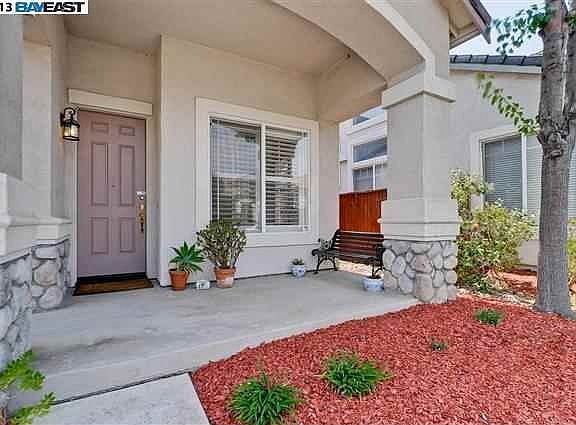 2nd image of 34754 Chesapeake Dr