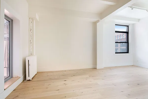 Rented by Compass | media 7