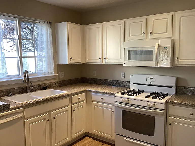 127 Swanee Ln — Photo 13