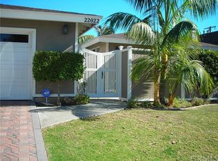 22022 Malibu Ln, Huntington Beach, CA 92646