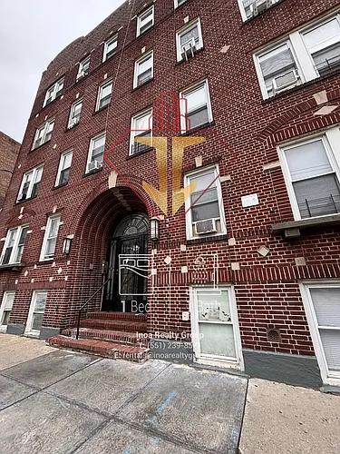 58-60 Van Reypen St #106 Photo 1 58-60 Van Reypen St #106 Photo 1