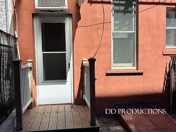 2nd image of 219 Franklin St #2