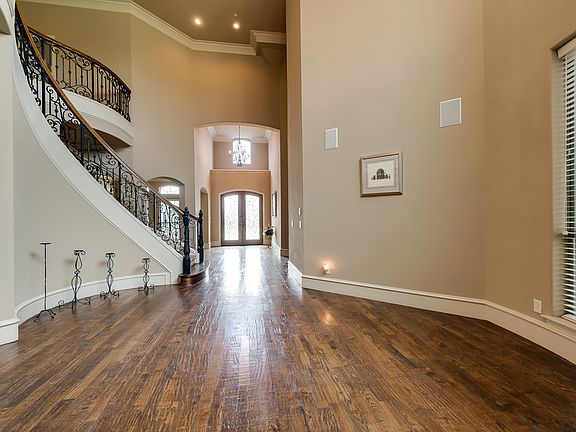 4th image of 218 Island Falls Drive