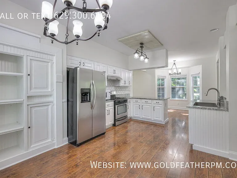 5888 Woodlands Ave — Photo 58