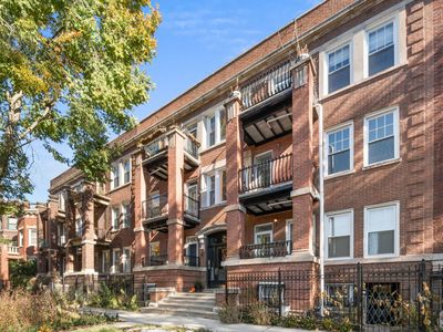 6135 S Greenwood Ave #2, Chicago, IL, 60637