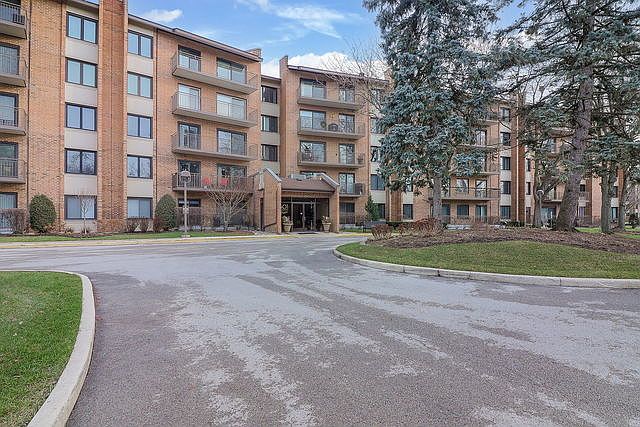 1st image of 601 Lake Hinsdale Dr APT 404