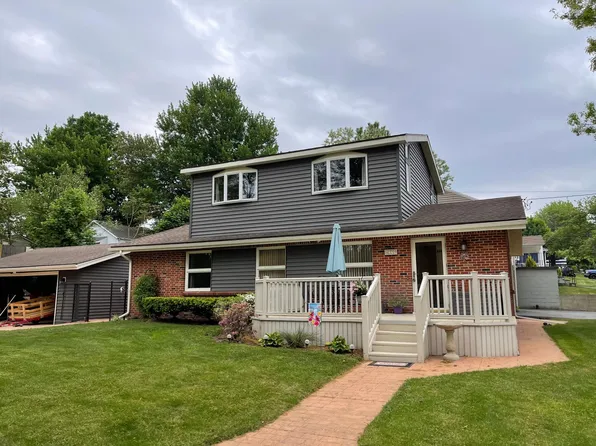 6775 Gates Dr, Derby, NY 14047