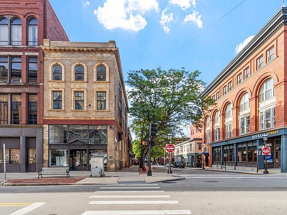 2nd image of 160 Merrimack St #D