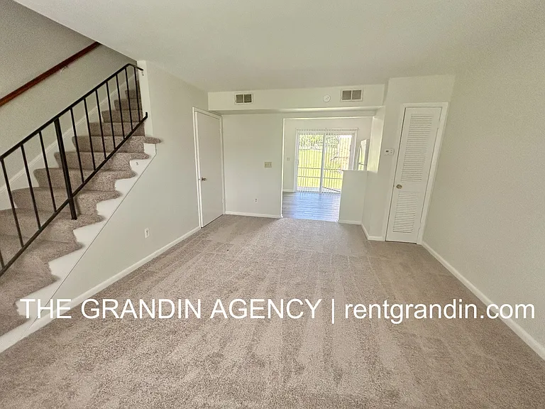 2153 Mulberry St — Photo 4
