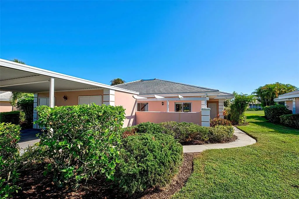 2 bed, 2.0 bath, 1175 sqft, $3,500 — Photo 1