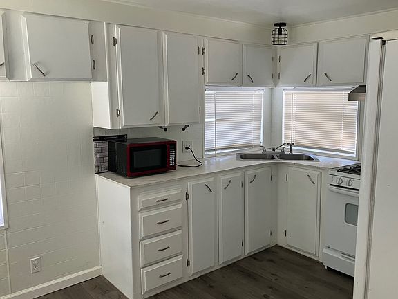 4th image of 867 N Lamb Blvd Space 260