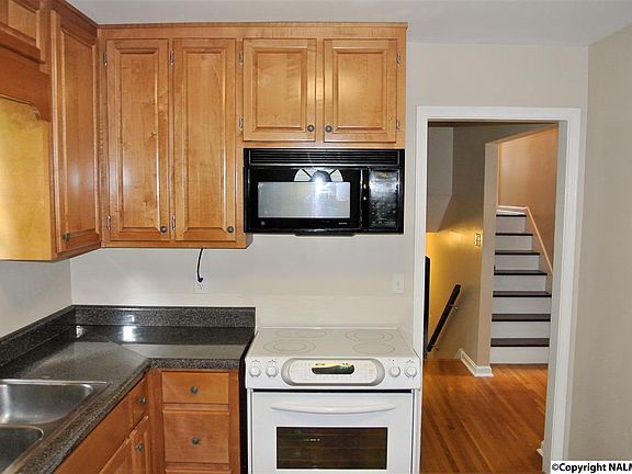 4th image of 4640 Broadmeadow Ln NW